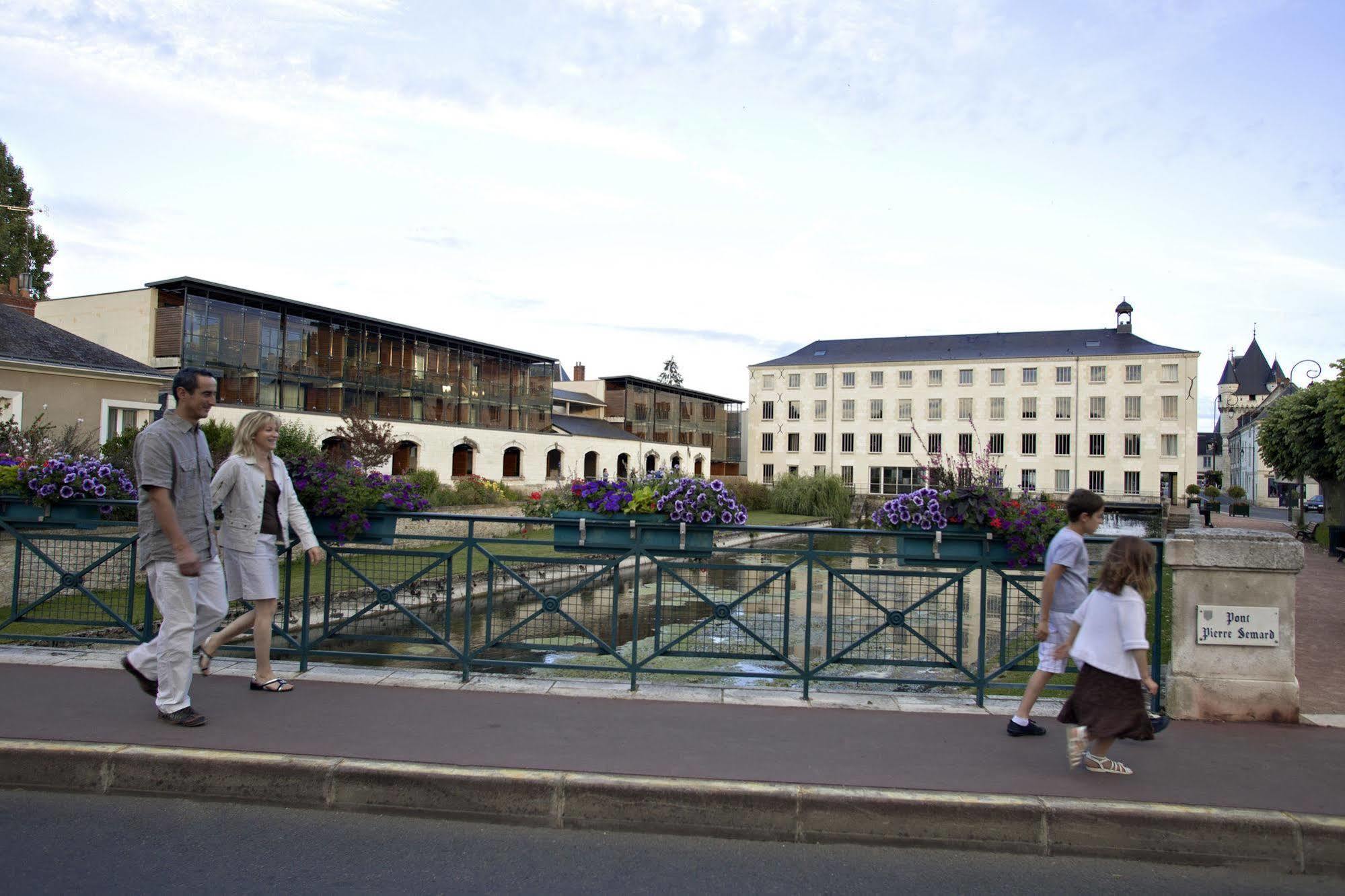 Pierre & Vacances Le Moulin Des Cordeliers Loches Exterior foto